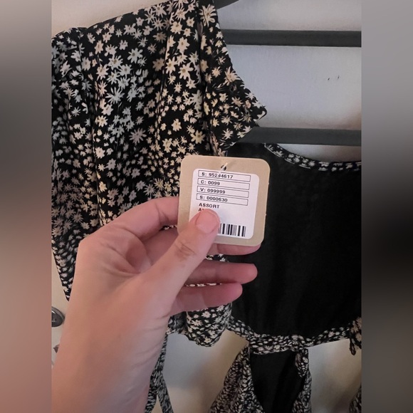 NWT Anthropologie ASTR the Label Tie-Back Cut-Out Dress, Women’s (L) - Picture 8 of 10